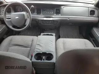 2010 Ford Police Interceptor с VIN 2FABP7BV5AX125350, выставлен на аукционе Copart как лот 58745125 с пробегом 194 856 миль миль и На запчасти • Non repairable. История ставок и продаж доступна на DreamBid. Изображение 8.