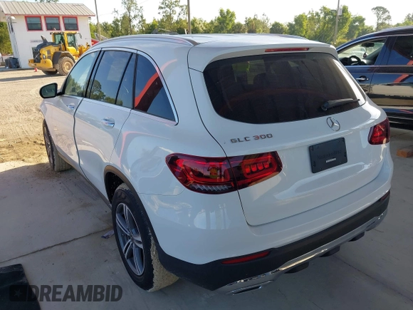 2020 Mercedes-Benz GLC 300 with VIN W1N0G8DB6LF850005, listed as a IAAI auction lot 42526148 with 21,700 mi miles and . Bid and sale history available at DreamBid. Image 3.