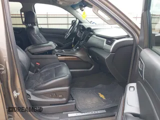 2015 Chevrolet Tahoe LT z VIN 1GNSCBKC2FR685780, wystawiony jako IAAI lot #42354130 z przebiegiem 101 617 mil mil oraz . Historia ofert i sprzedaży dostępna na DreamBid. Obrazek 5.