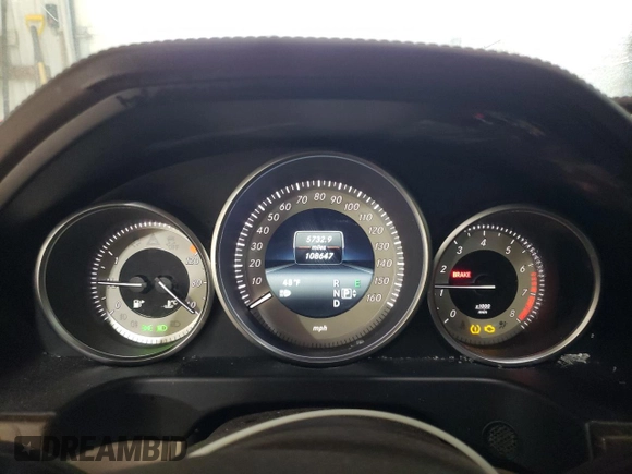 2016 Mercedes-Benz E-Class E 400 with VIN WDDHF6HB1GB190812, listed as a Copart auction lot 82146674 with 108,647 mi miles and Salvage Title. Bid and sale history available at carsss.com. Image 9.