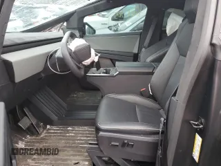 2024 Tesla Cybertruck Cyberbeast с VIN 7G2CEHEE6RA036074, выставлен на аукционе Copart как лот 46447905 с пробегом 5 909 миль миль и Списание • Salvage title. История ставок и продаж доступна на DreamBid. Изображение 7.