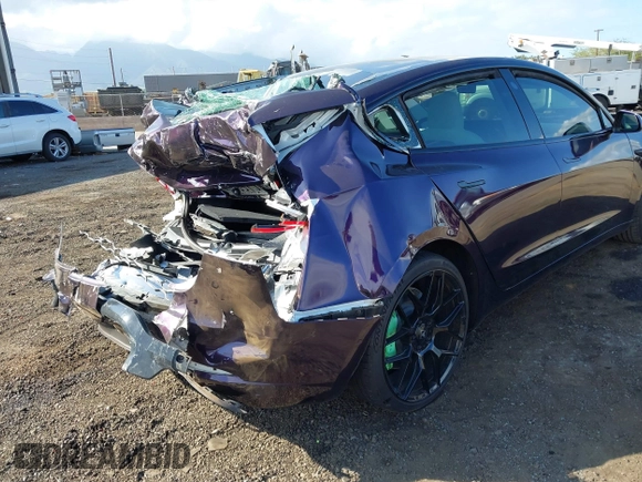 2020 Tesla Model 3 Standard Range Plus z VIN 5YJ3E1EA9LF599332, wystawiony jako IAAI lot #41563213 z przebiegiem Nie podano mil oraz . Historia ofert i sprzedaży dostępna na DreamBid. Obrazek 6.