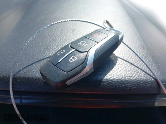 2015 Ford Edge SE с VIN 2FMTK4G97FBB61192, выставлен на аукционе IAAI как лот 42344080 с пробегом Не указан миль и . История ставок и продаж доступна на DreamBid. Изображение 11.