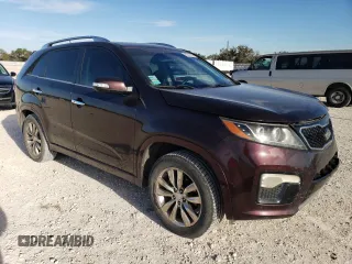 2011 Kia Sorento SX with VIN 5XYKW4A21BG122698, listed as a Copart auction lot 82316704 with 191,579 mi miles and Salvage Title. Bid and sale history available at carsss.com. Image 4.