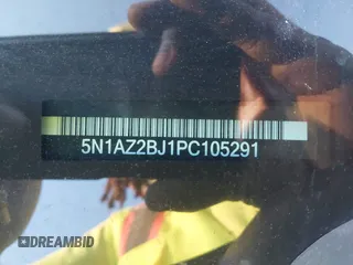 2023 Nissan Murano SV z VIN 5N1AZ2BJ1PC105291, wystawiony jako IAAI lot #41064294 z przebiegiem 15 724 mil mil oraz . Historia ofert i sprzedaży dostępna na DreamBid. Obrazek 9.