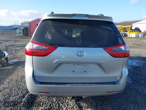 2020 Toyota Sienna XLE with VIN 5TDDZ3DC9LS232501, listed as a IAAI auction lot 41670286 with 93,252 mi miles. Bid and sale history available at carsss.com. Image 17.