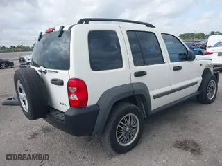 2007 Jeep Liberty Sport with VIN 1J4GK48K57W633312, listed as a IAAI auction lot 41893171 with 116,331 mi miles. Bid and sale history available at carsss.com. Image 4.