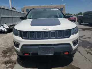 2020 Jeep Compass Trailhawk with VIN 3C4NJDDB1LT189240, listed as a Copart auction lot 57876235 with 70,309 mi miles and Salvage title. Bid and sale history available at DreamBid. Image 5.