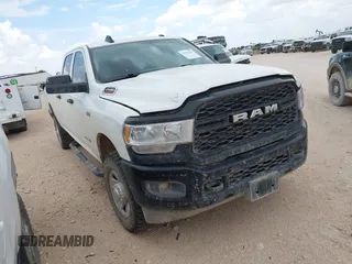 2022 Ram 2500 Tradesman with VIN 3C6UR5HJ8NG345403, listed as a IAAI auction lot 42555211 with 122,363 mi miles and . Bid and sale history available at DreamBid. Image 13.