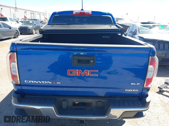 2019 GMC Canyon 4WD SLE z VIN 1GTG6CENXK1222416, wystawiony jako IAAI lot #41878077 z przebiegiem 85 415 mil mil oraz . Historia ofert i sprzedaży dostępna na DreamBid. Obrazek 17.