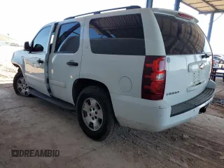 2009 Chevrolet Tahoe LS with VIN 1GNFC13049R138045, listed as a Copart auction lot 61542965 with 194,021 mi miles and Salvage title. Bid and sale history available at DreamBid. Image 2.