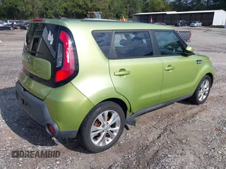 2015 Kia Soul + with VIN KNDJP3A5XF7754227, listed as a IAAI auction lot 40522676 with 186,390 mi miles. Bid and sale history available at carsss.com. Image 4.