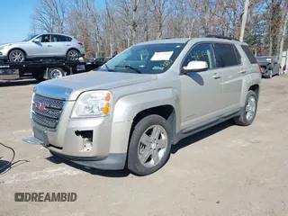 2013 GMC Terrain SLT z VIN 2GKFLVEK4D6283688, wystawiony jako IAAI lot #41656552 z przebiegiem 115 478 mil mil oraz . Historia ofert i sprzedaży dostępna na DreamBid. Obrazek 2.