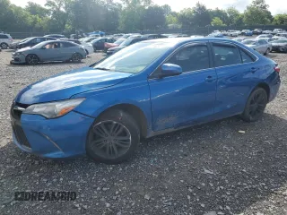 2017 Toyota Camry XLE z VIN 4T1BF1FK7HU808240, wystawiony jako Copart lot #57760845 z przebiegiem 92 276 mil mil oraz Szkoda całkowita • Salvage title. Historia ofert i sprzedaży dostępna na DreamBid. Obrazek 1.