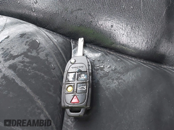 2013 Volvo XC90 Premier Plus с VIN YV4952CZ1D1638270, выставлен на аукционе IAAI как лот 42368131 с пробегом 259 760 миль миль и . История ставок и продаж доступна на DreamBid. Изображение 11.