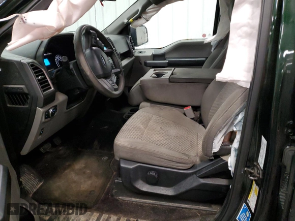 2015 Ford F-150 XLT z VIN 1FTEW1E81FKE92611, wystawiony jako Copart lot #55768005 z przebiegiem 118 600 mil mil oraz Szkoda całkowita • Salvage title. Historia ofert i sprzedaży dostępna na DreamBid. Obrazek 7.