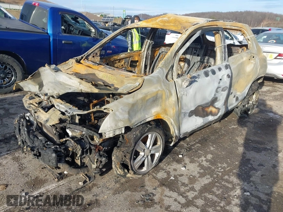 2015 Chevrolet Trax LT with VIN 3GNCJRSB8FL242499, listed as a IAAI auction lot 41467702 with 156,000 mi miles and . Bid and sale history available at DreamBid. Image 2.