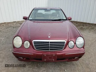 2002 Mercedes-Benz E-Class with VIN WDBJF82J72X062639, listed as a Copart auction lot 43510205 with 147,587 mi miles and Clean Title. Bid and sale history available at carsss.com. Image 5.
