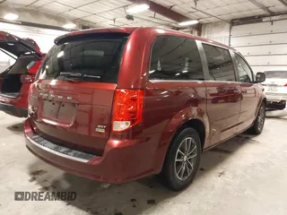 2017 Dodge Grand Caravan SXT with VIN 2C4RDGCG5HR749052, listed as a IAAI auction lot 42010625 with 118,833 mi miles and . Bid and sale history available at DreamBid. Image 4.