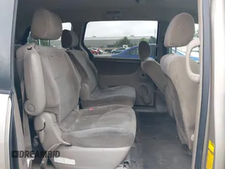 2004 Toyota Sienna CE with VIN 5TDZA23C14S101329, listed as a IAAI auction lot 42248935 with 208,644 mi miles and . Bid and sale history available at DreamBid. Image 8.