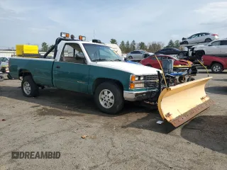 1988 Chevrolet Silverado 1500 with VIN 1GCDK14K8JE202800, listed as a Copart auction lot 53239605 with 186,894 mi miles and Salvage Title. Bid and sale history available at DreamBid. Image 4.