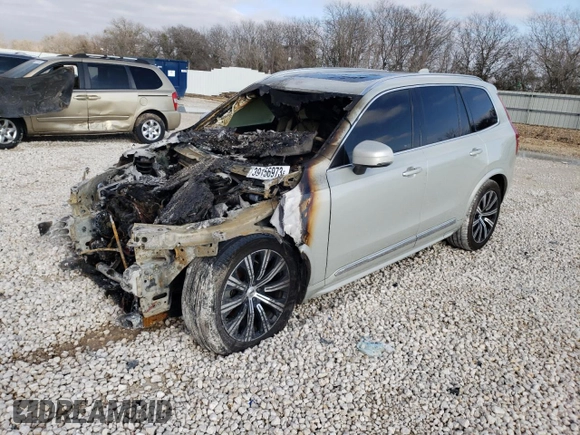 2020 Volvo XC90 Inscription with VIN YV4A22PL5L1556858, listed as a Copart auction lot 39156973 with Not Provided miles. Bid and sale history available at carsss.com. Image 1.