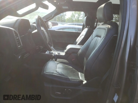 2019 Ford Expedition Max Limited z VIN 1FMJK2AT9KEA20977, wystawiony jako Copart lot #56198015 z przebiegiem 104 093 mil mil oraz Szkoda całkowita • Salvage title. Historia ofert i sprzedaży dostępna na DreamBid. Obrazek 7.