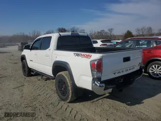 2020 Toyota Tacoma 4WD SR5 with VIN 3TMCZ5AN7LM339706, listed as a Copart auction lot 45035835 with 58,184 mi miles and Salvage Title. Bid and sale history available at carsss.com. Image 2.