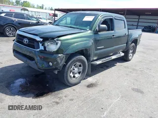 2014 Toyota Tacoma PreRunner with VIN 3TMJU4GN3EM162971, listed as a IAAI auction lot 41803155 with 250,083 mi miles. Bid and sale history available at carsss.com. Image 2.