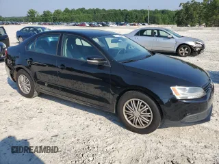 2012 Volkswagen Jetta SE z VIN 3VWDX7AJXCM421946, wystawiony jako Copart lot #62130895 z przebiegiem 133 567 mil mil oraz Szkoda całkowita • Salvage title. Historia ofert i sprzedaży dostępna na DreamBid. Obrazek 4.