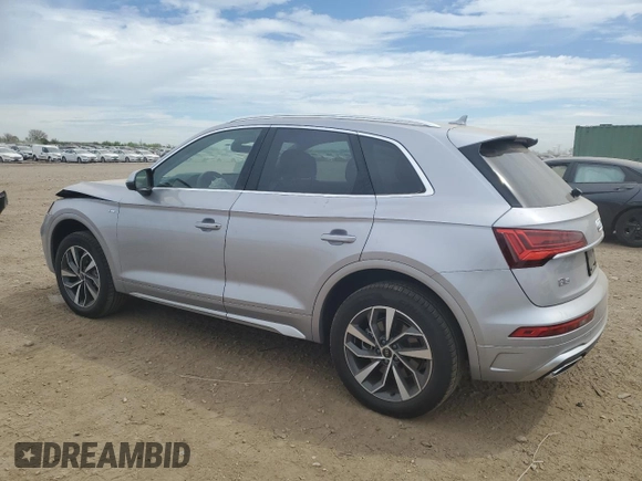 2024 Audi Q5 S line Premium Plus z VIN WA1EABFY9R2028418, wystawiony jako Copart lot #56371775 z przebiegiem 15 104 mil mil oraz Szkoda całkowita • Salvage title. Historia ofert i sprzedaży dostępna na DreamBid. Obrazek 2.