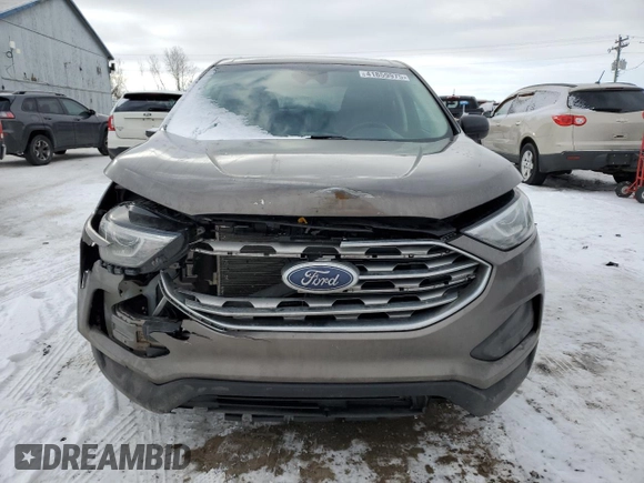 2019 Ford Edge SE z VIN 2FMPK4G92KBB77196, wystawiony jako Copart lot #41859975 z przebiegiem 210 800 mil mil oraz Czysty tytuł • Clean title. Historia ofert i sprzedaży dostępna na DreamBid. Obrazek 5.