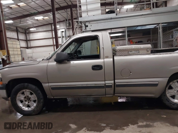 1999 Chevrolet Silverado 1500 LT with VIN 1GCEK14T8XE192646, listed as a IAAI auction lot 41777519 with 289,532 mi miles. Bid and sale history available at carsss.com. Image 15.