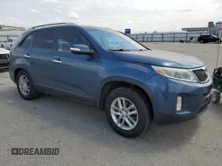 2014 Kia Sorento LX with VIN 5XYKT4A79EG483444, listed as a Copart auction lot 54548875 with 110,461 mi miles and Salvage Title. Bid and sale history available at carsss.com. Image 4.