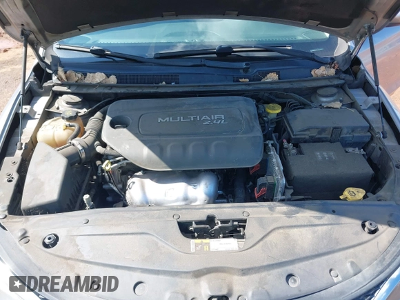 2015 Chrysler 200 Limited with VIN 1C3CCCAB8FN676119, listed as a IAAI auction lot 41836634 with 172,463 mi miles. Bid and sale history available at carsss.com. Image 10.