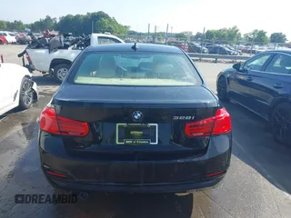2016 BMW 3 Series 328i z VIN WBA8E9G58GNT86154, wystawiony jako IAAI lot #42507233 z przebiegiem 155 201 mil mil oraz . Historia ofert i sprzedaży dostępna na DreamBid. Obrazek 16.