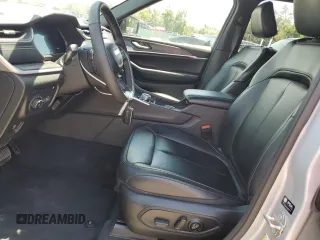 2024 Jeep Grand Cherokee with VIN 1C4RJYB60RC171086, listed as a Copart auction lot 62370595 with 34,335 mi miles and Clean title. Bid and sale history available at DreamBid. Image 7.