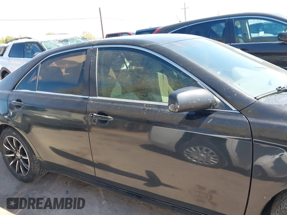 2008 Toyota Camry LE z VIN 4T4BE46KX8R023995, wystawiony jako IAAI lot #41837407 z przebiegiem 197 425 mil mil oraz . Historia ofert i sprzedaży dostępna na DreamBid. Obrazek 13.