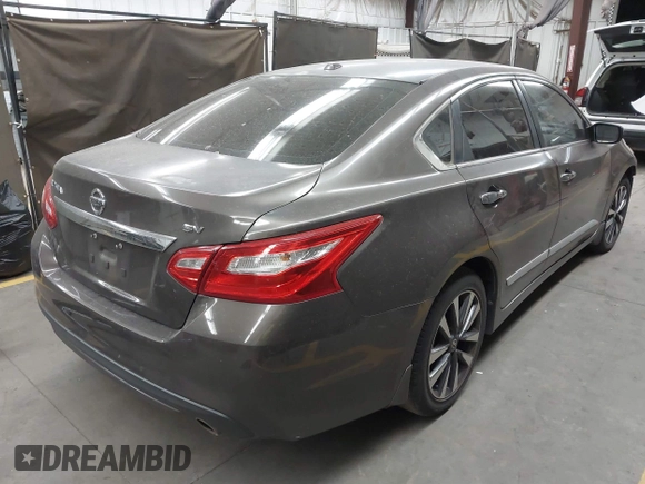2016 Nissan Altima S with VIN 1N4AL3APXGC114353, listed as a IAAI auction lot 42057688 with 84,562 mi miles and . Bid and sale history available at carsss.com. Image 4.