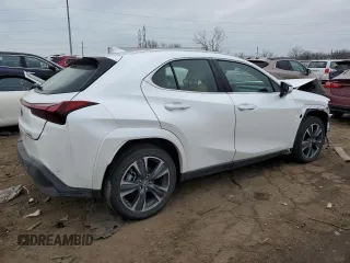 2023 Lexus UX 250h Premium z VIN JTHP6JBH1P2145423, wystawiony jako Copart lot #47424085 z przebiegiem 8 883 mil mil oraz Czysty tytuł • Clean title. Historia ofert i sprzedaży dostępna na DreamBid. Obrazek 3.