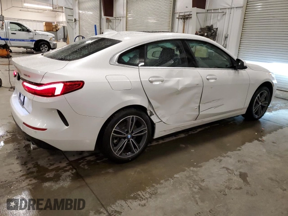 2024 BMW 2 Series 228i xDrive with VIN WBA73AK05R7R50087, listed as a Copart auction lot 60918395 with 14,125 mi miles and Salvage title. Bid and sale history available at DreamBid. Image 3.