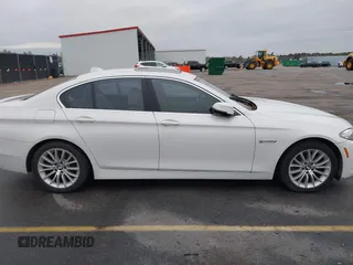 2015 BMW 5 Series 528i with VIN WBA5A5C5XFD516999, listed as a IAAI auction lot 41195184 with 131,187 mi miles. Bid and sale history available at carsss.com. Image 12.
