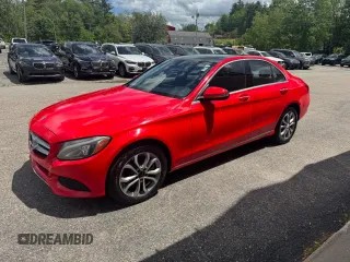 2016 Mercedes-Benz C 300 Luxury z VIN 55SWF4KB9GU114622, wystawiony jako Copart lot #59628955 z przebiegiem 182 028 mil mil oraz Czysty tytuł • Clean title. Historia ofert i sprzedaży dostępna na DreamBid. Obrazek 1.