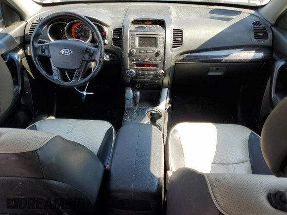 2013 Kia Sorento SX with VIN 5XYKW4A28DG333190, listed as a Copart auction lot 50872625 with 122,121 mi miles and Salvage Title. Bid and sale history available at carsss.com. Image 8.