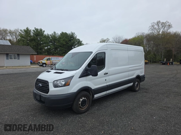 2018 Ford Transit z VIN 1FTBW2CM5JKA75168, wystawiony jako Copart lot #52987495 z przebiegiem 216 104 mil mil oraz Czysty tytuł • Clean title. Historia ofert i sprzedaży dostępna na DreamBid. Obrazek 2.