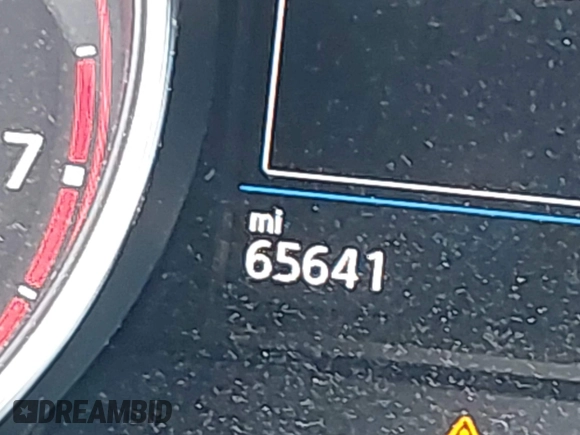 2018 Volkswagen Tiguan SEL with VIN 3VV3B7AX9JM178291, listed as a IAAI auction lot 42033485 with 65,641 mi miles and . Bid and sale history available at DreamBid. Image 15.