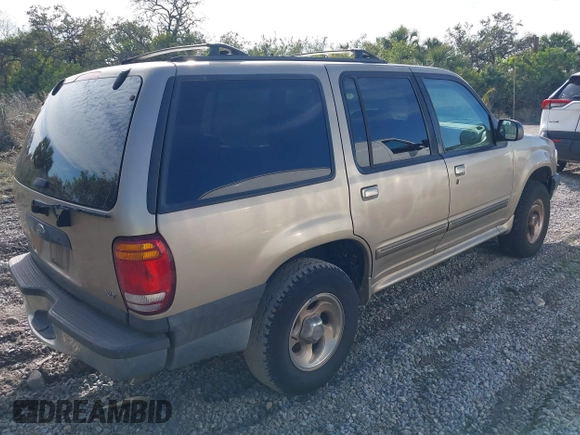 1999 Ford Explorer z VIN 1FMZU32X7XUB01672, wystawiony jako IAAI lot #41263264 z przebiegiem 148 134 mil mil oraz . Historia ofert i sprzedaży dostępna na DreamBid. Obrazek 4.
