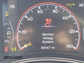 2019 Jeep Grand Cherokee Overland with VIN 1C4RJFCG7KC639154, listed as a IAAI auction lot 41501610 with 92,547 mi miles. Bid and sale history available at carsss.com. Image 16.