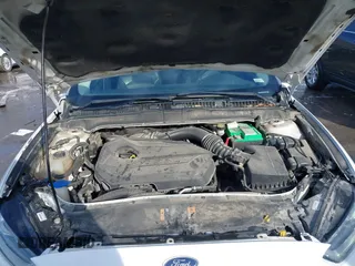 2013 Ford Fusion SE with VIN 3FA6P0HRXDR243139, listed as a IAAI auction lot 41441509 with 196,961 mi miles and . Bid and sale history available at DreamBid. Image 10.
