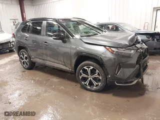 2022 Toyota RAV4 Prime XSE with VIN JTMEB3FV3ND109086, listed as a IAAI auction lot 41411805 with 33,117 mi miles. Bid and sale history available at carsss.com. Image 1.